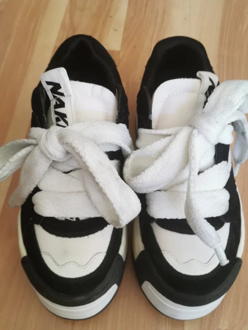 Naked Wolfe Platform Sneaker Black and White (US 6.5) - Picture 2 of 3